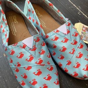 Toms Brand Whale 🐳 Print Shoes NEW with tags
